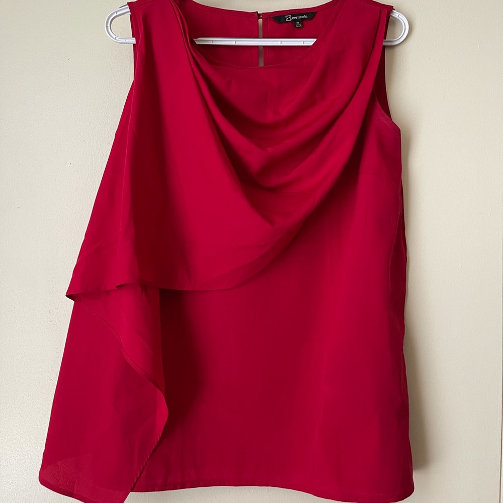 Red bright cute top for date night ❤️